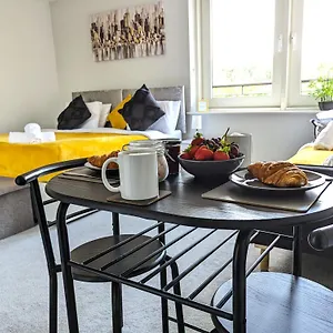  Apartment Studio For Professionals Trades Relocators United Kingdom
